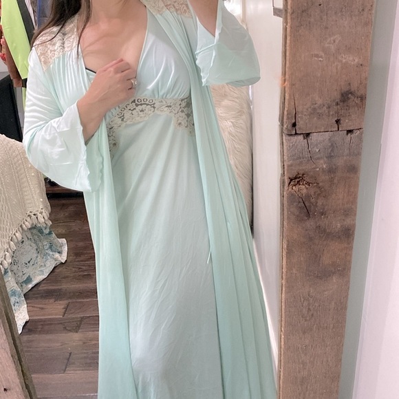 Vintage sea foam green maxi ship and robe set Vanity Fair size 36 - Picture 6 of 9